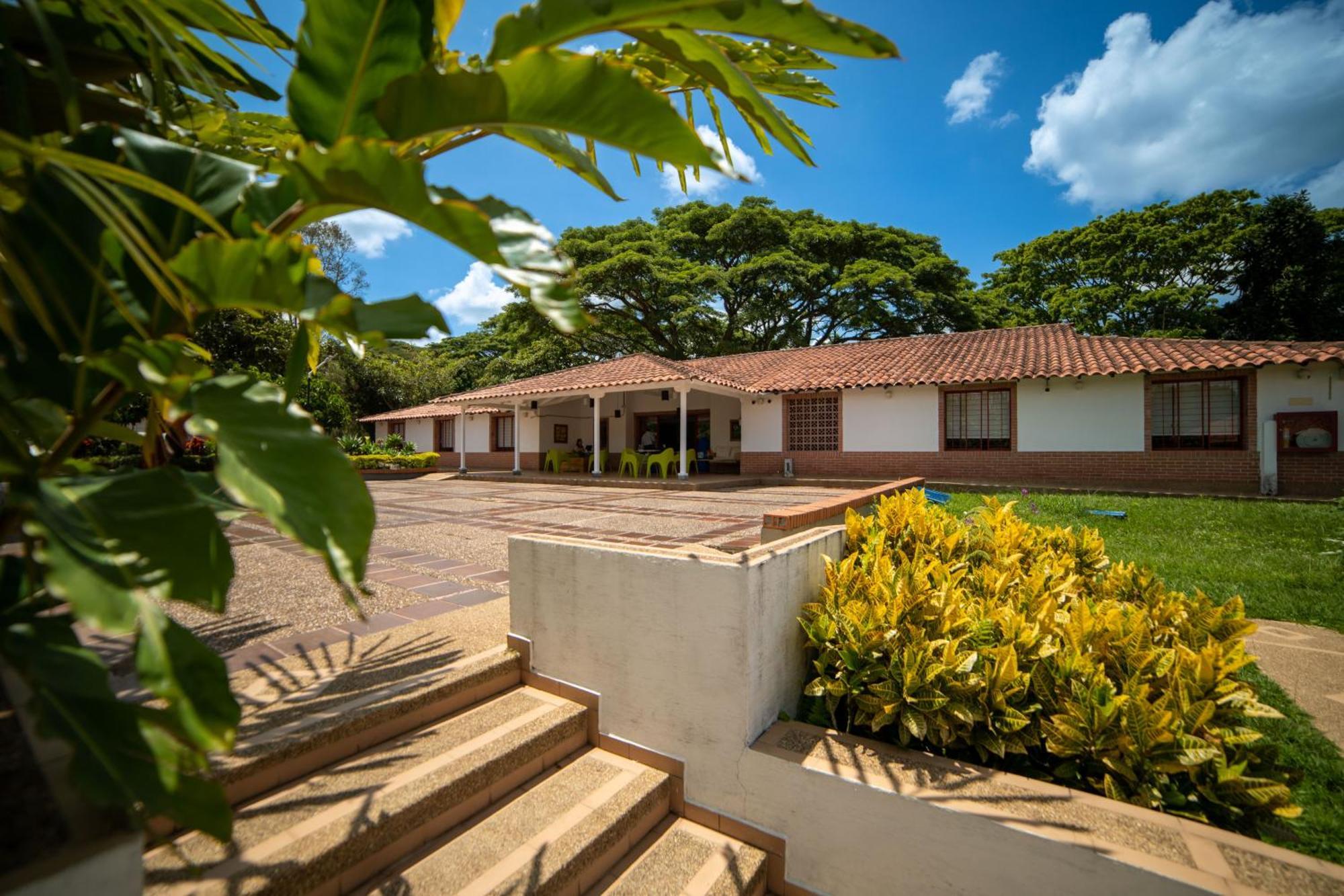 Hotel Barranqueros Soleden El Socorro 外观 照片