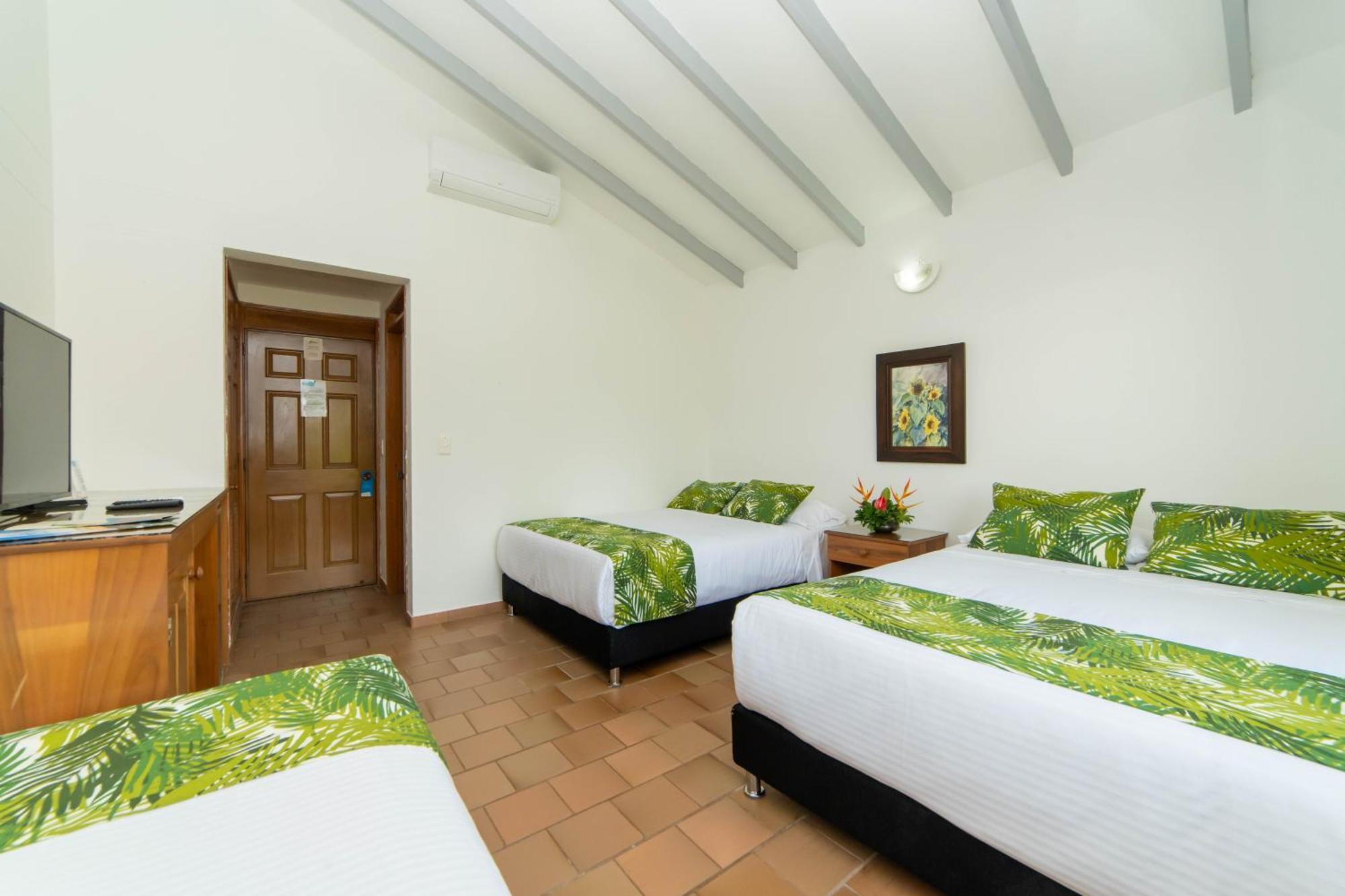 Hotel Barranqueros Soleden El Socorro 外观 照片